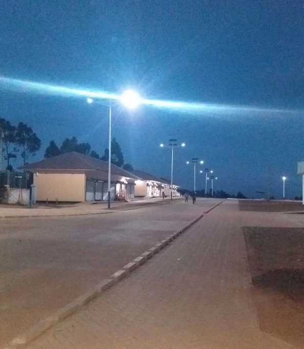 武隆区非洲科特迪瓦太阳能路灯工程